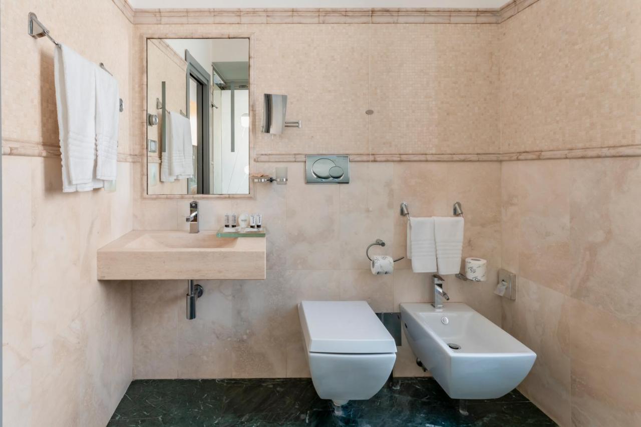 Trecento Hotel